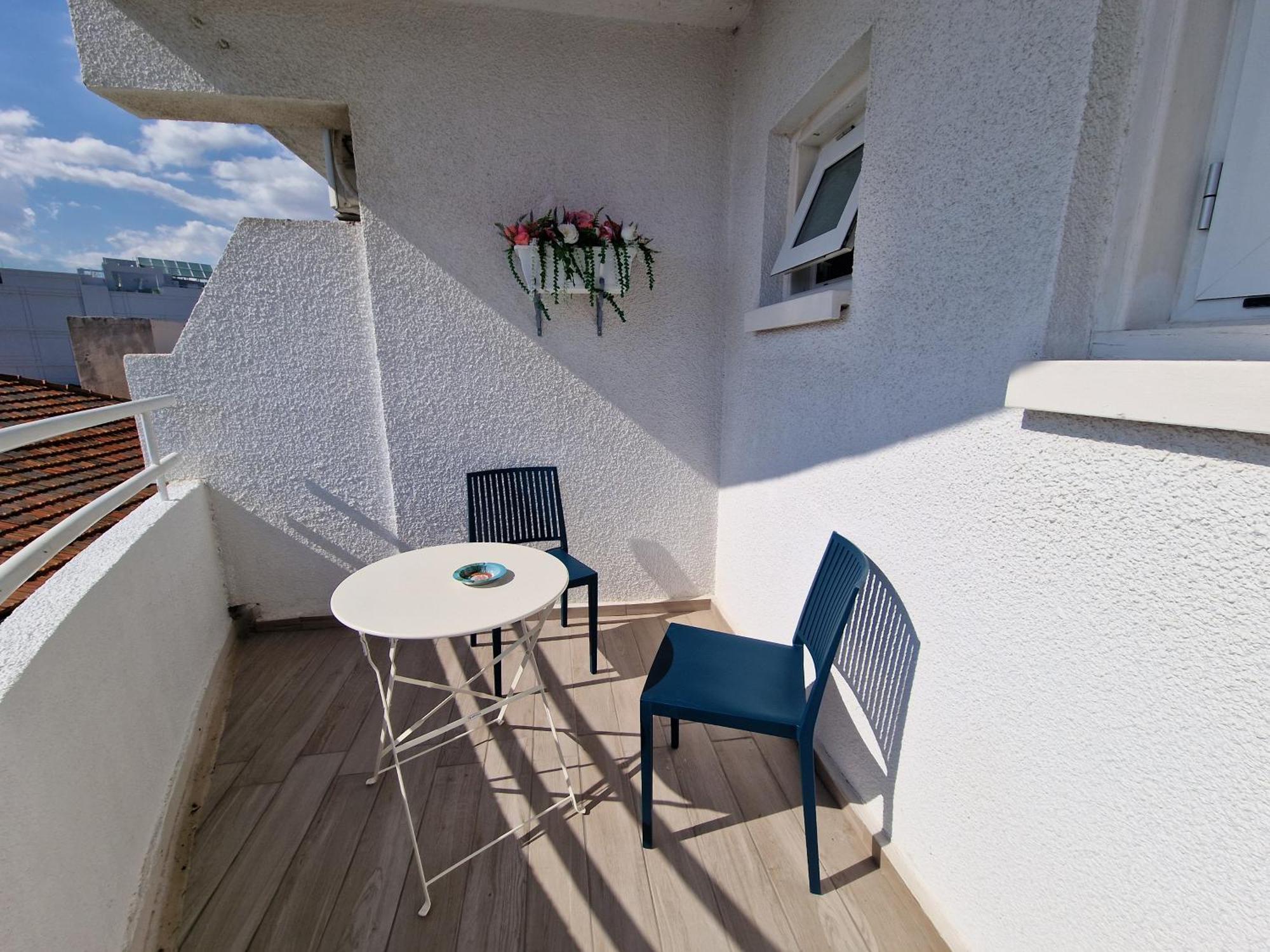Kitieos Central Apts 100M From Finikoudes Beach Larnaca Luaran gambar